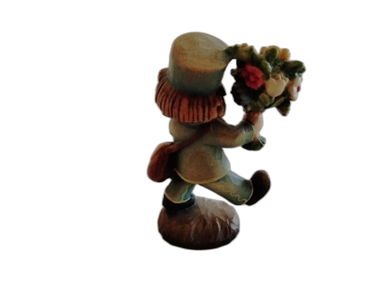 A-175 - Mail Carrier with Flowers and Gift - Photo 4