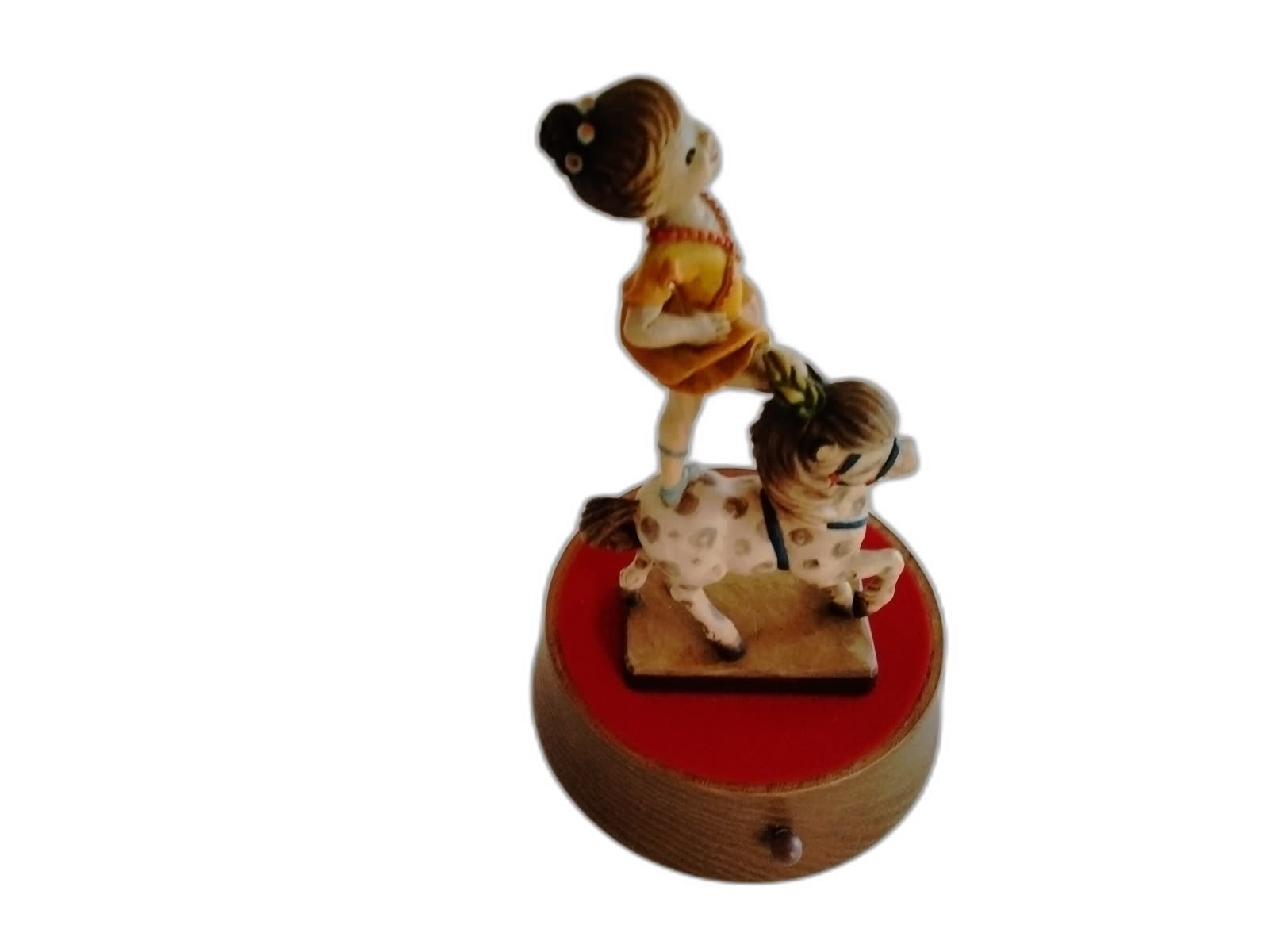 A-234 - Ballerina on Circus Horse Music Box - Photo 3