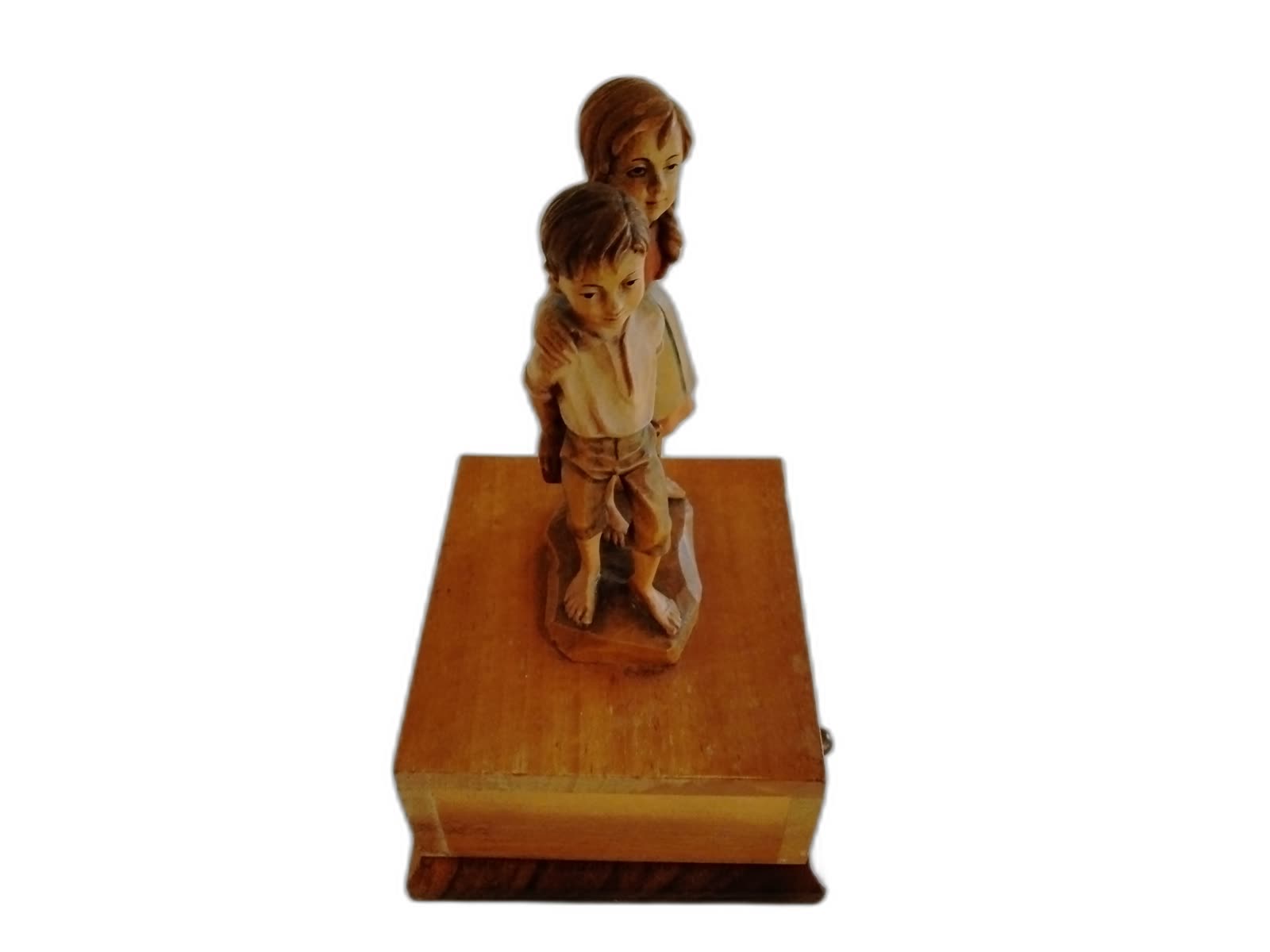 A-239 - Boy and Girl Moon River Music Box - Photo 2