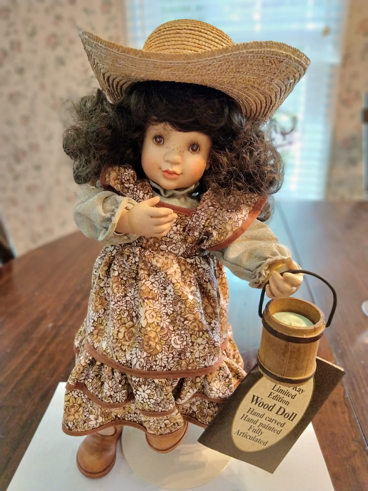 A-006 Sarah image 2