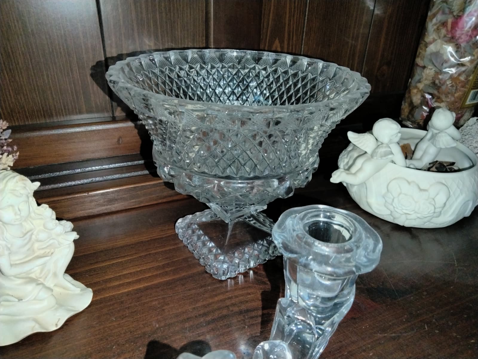 SM-003 Cut Glass Pedestal Bowl image 1