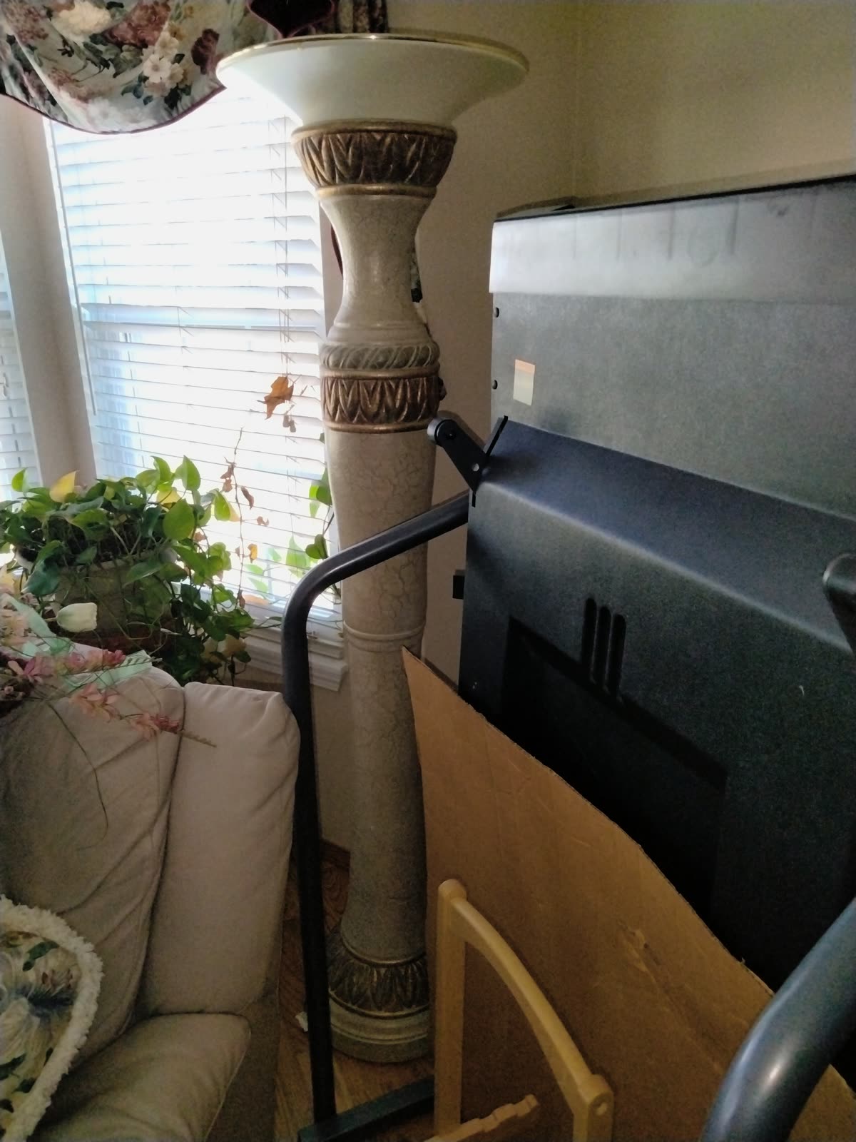 FM-004 Tall Torchiere Floor Lamp image 1