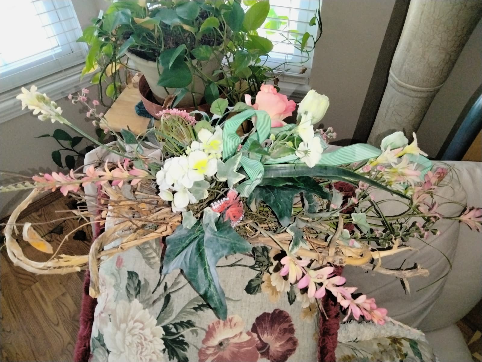 FL-014 Wicker Floral Swag Arrangement image 1