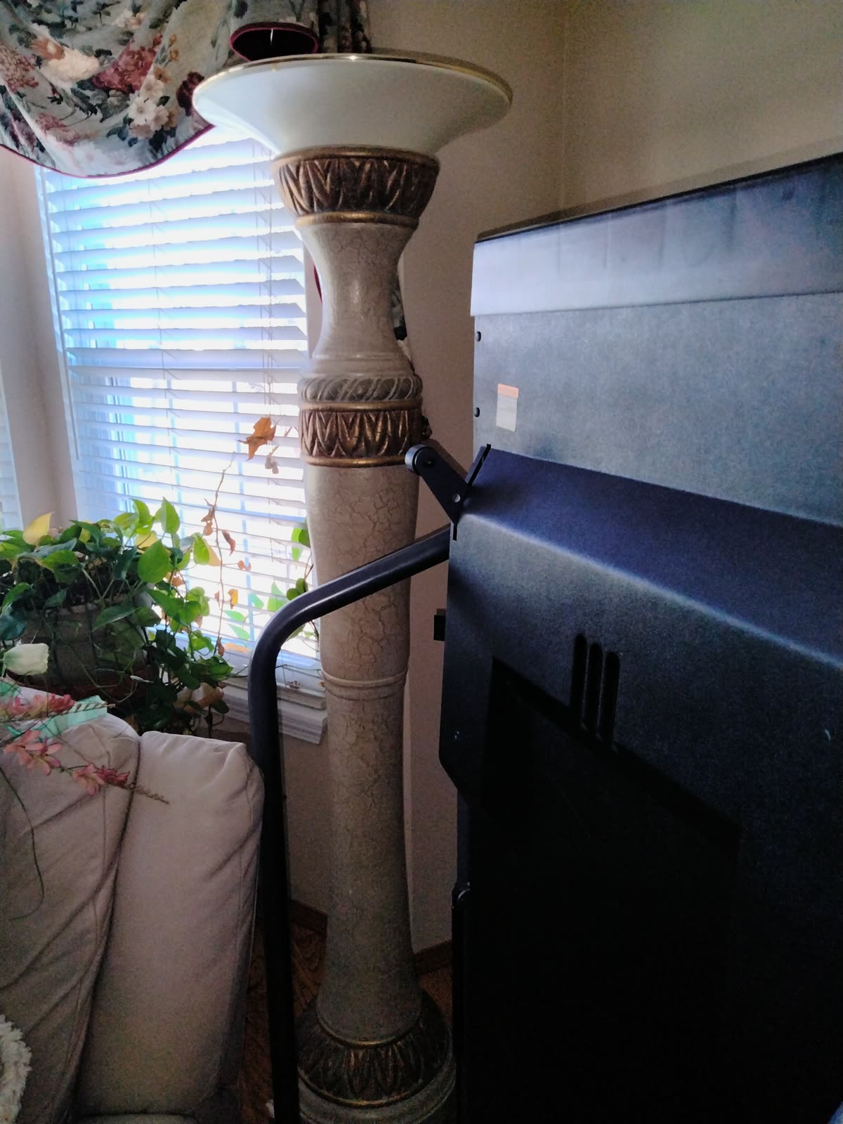 MS-016 Pro-Form Folding Treadmill image 3