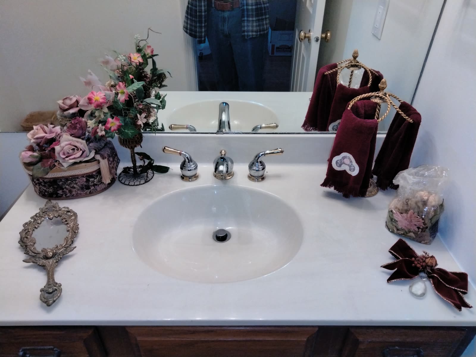 BA-001 Bathroom Vanity Decor Lot image 1