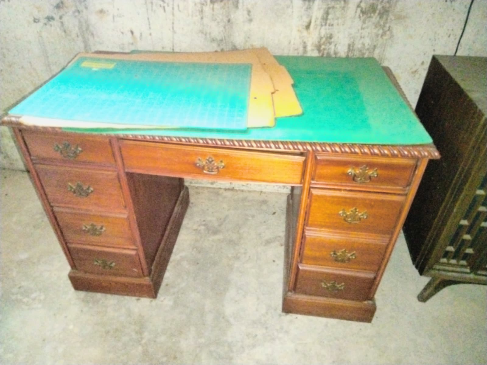 DS-005 Vintage Wood Desk image 2