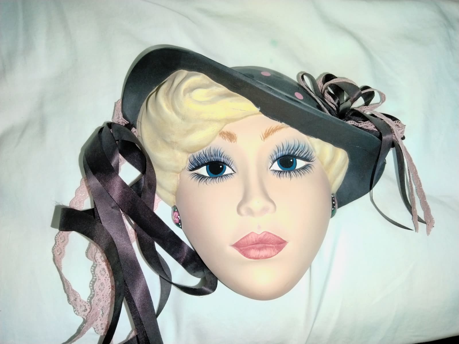 C5-008 Decorative Wall Mask image 2