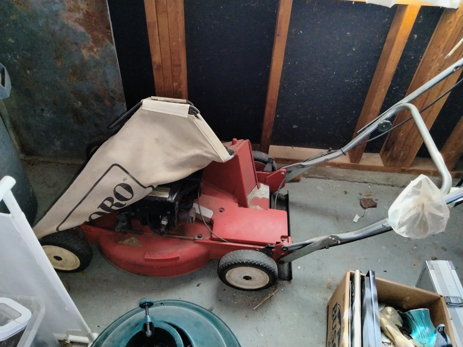 GA-010 Toro Mower And Snowblower Pair image 2