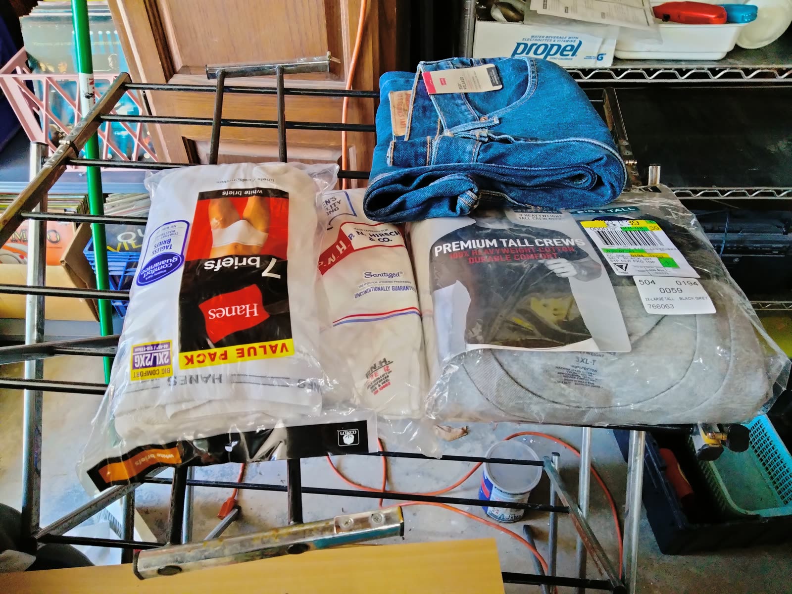 MS-015 Clothing Bundle image 1