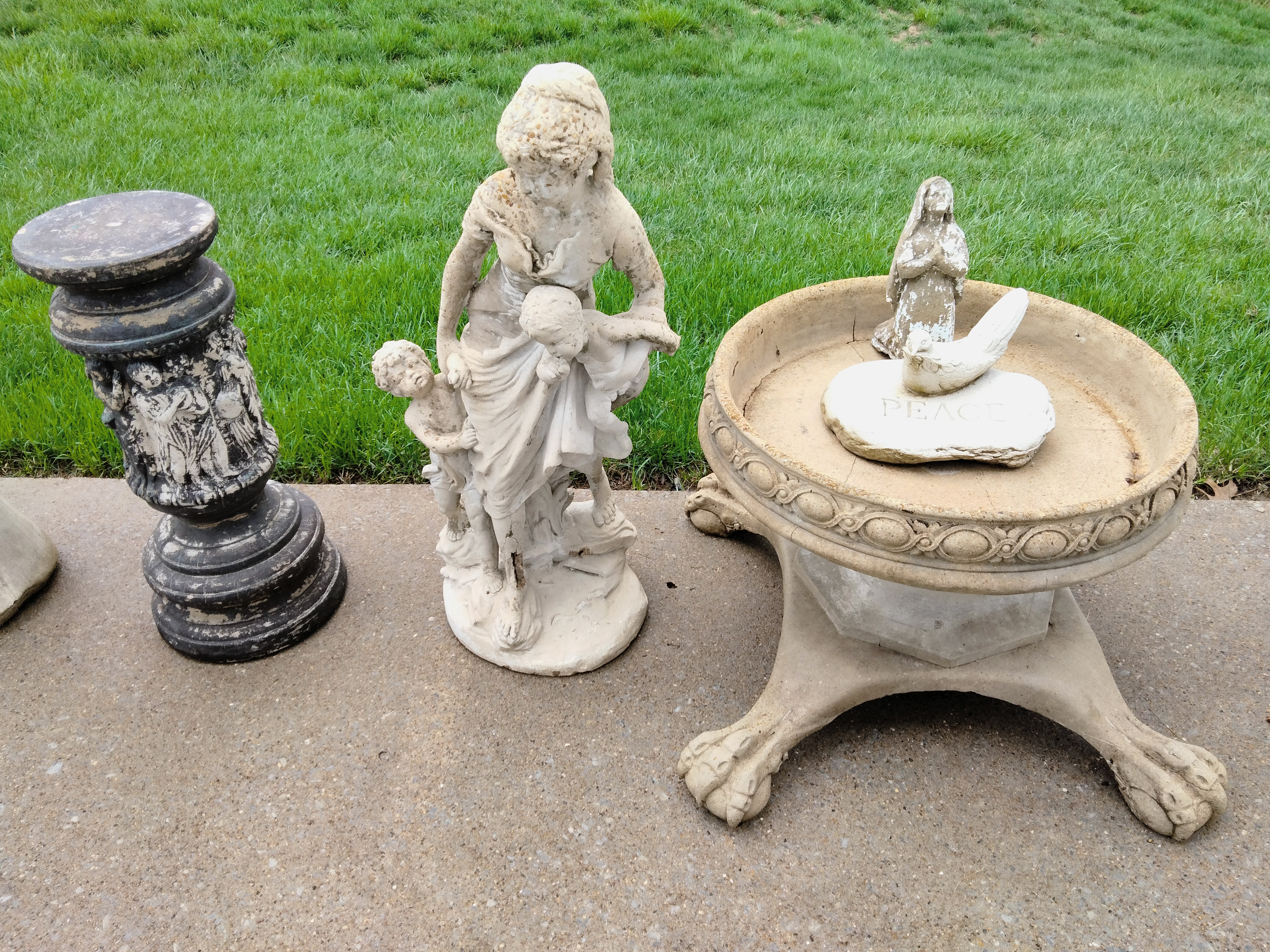 OU-003 Garden Statuary, Planters image 1